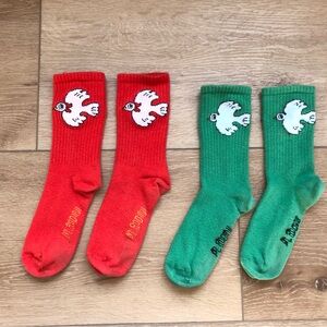 Mini Rodini Red and Green Bird Socks Set play condition